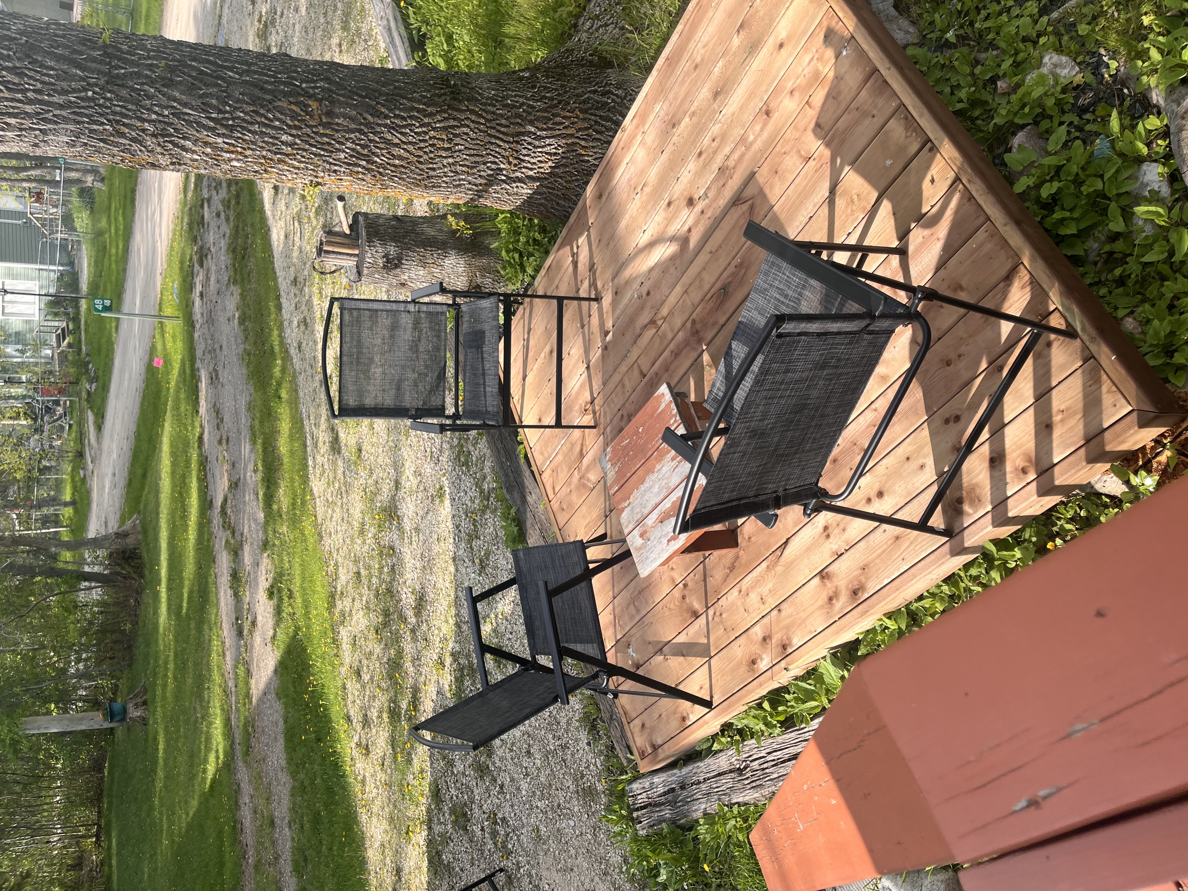 Cabin exterior view